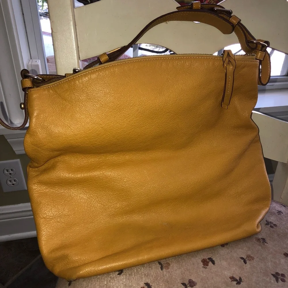 Dooney & Bourke - Picture 2 of 3